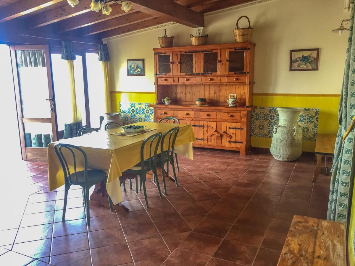 Villa Venere Con Vista Sul Mare ซานวิโต โลคาโป ภายนอก รูปภาพ